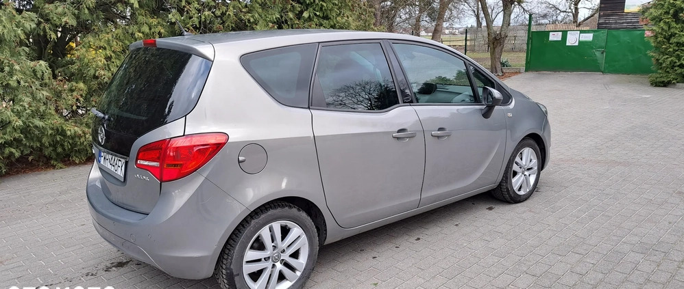 Opel Meriva cena 29999 przebieg: 103000, rok produkcji 2015 z Łódź małe 92